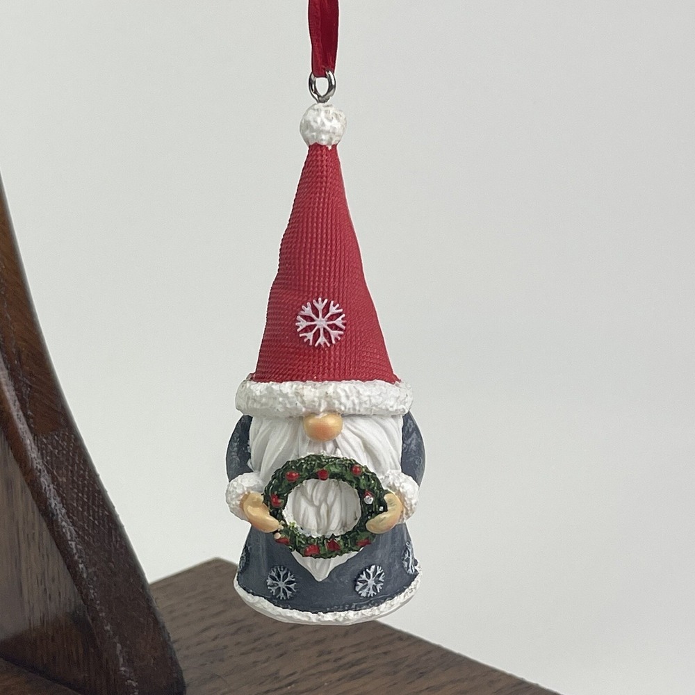 Gnome Holding Wreath Christmas Tree Ornament Xmas Holiday Decoration Tiered Tray